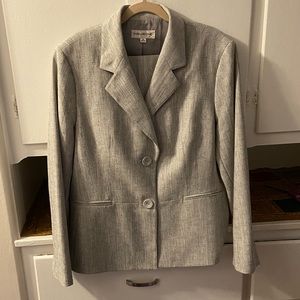 Evan Picone Women’s Suit - Jacket and Pants